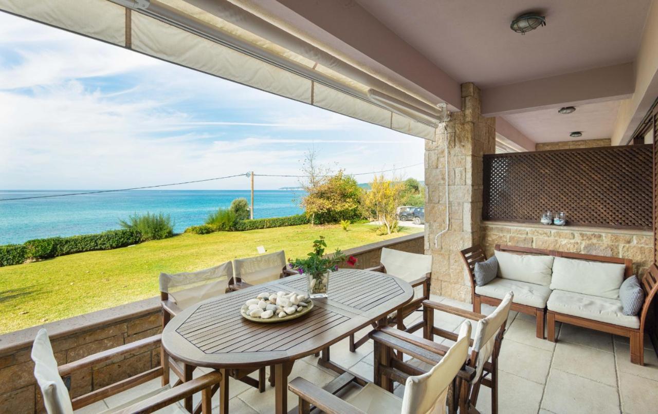 Seagrove, Beachfront Villa In Possidi #Feelslikehome Skála Foúrkas Exteriér fotografie